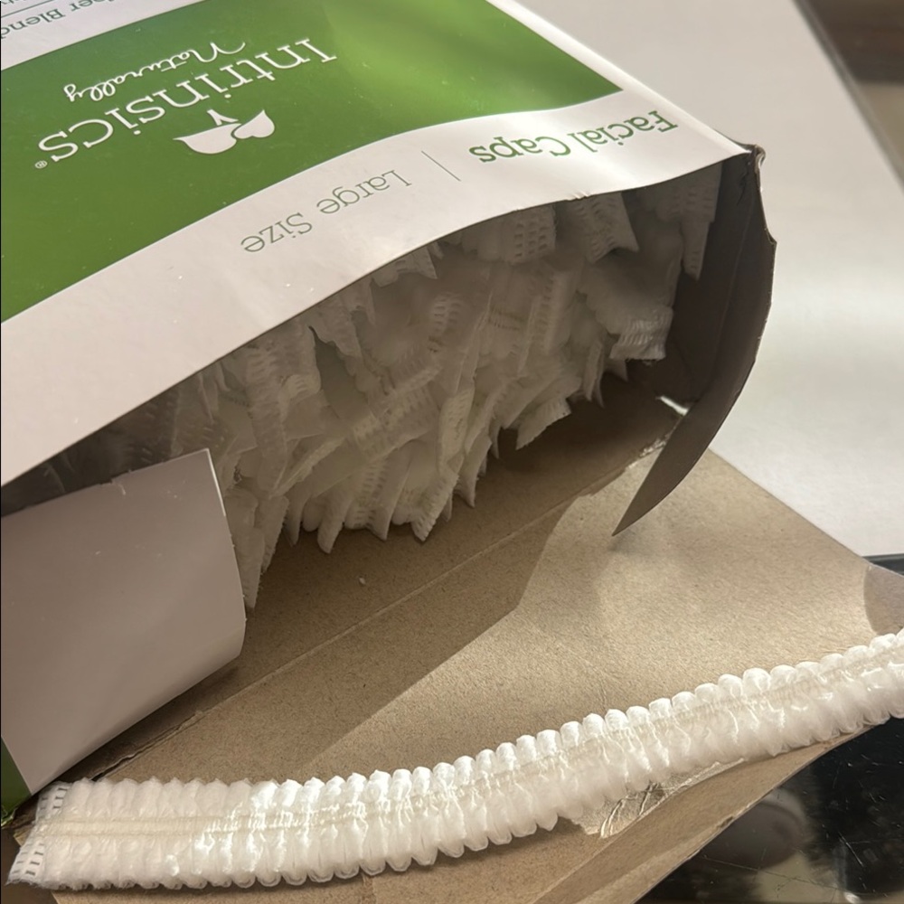 Intrinsics Naturally Soft Fiber Facial Caps